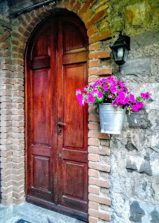 Sweet Home Faggeto Lario Exterior photo