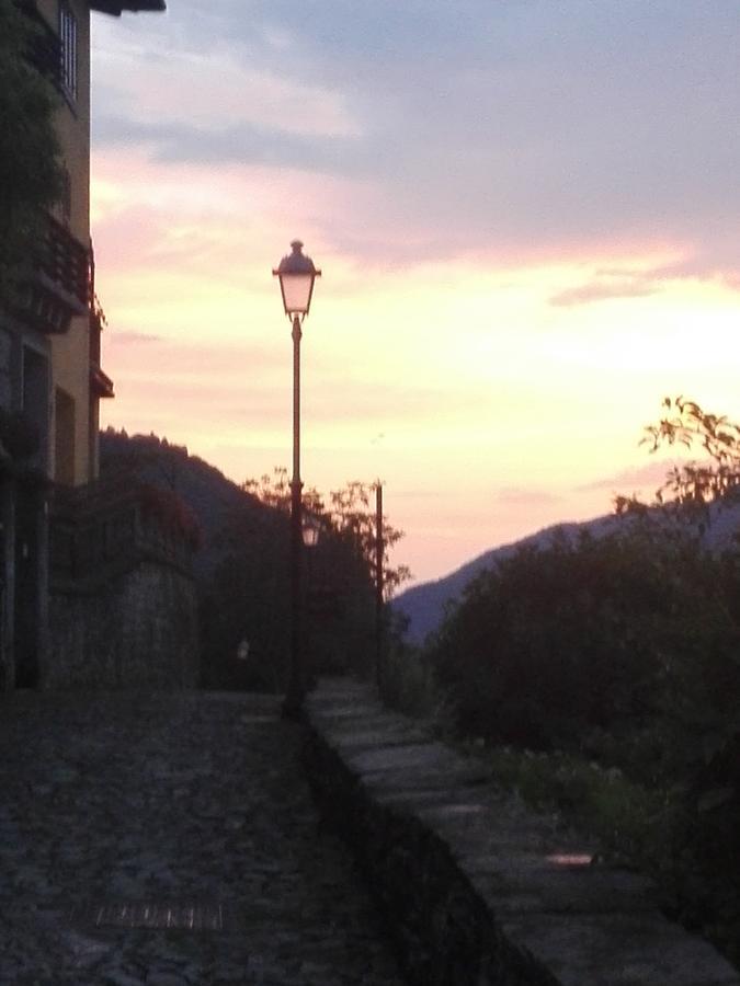Sweet Home Faggeto Lario Exterior photo
